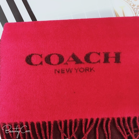 Authentic Coach wool scarf - Picture 2 of 3
